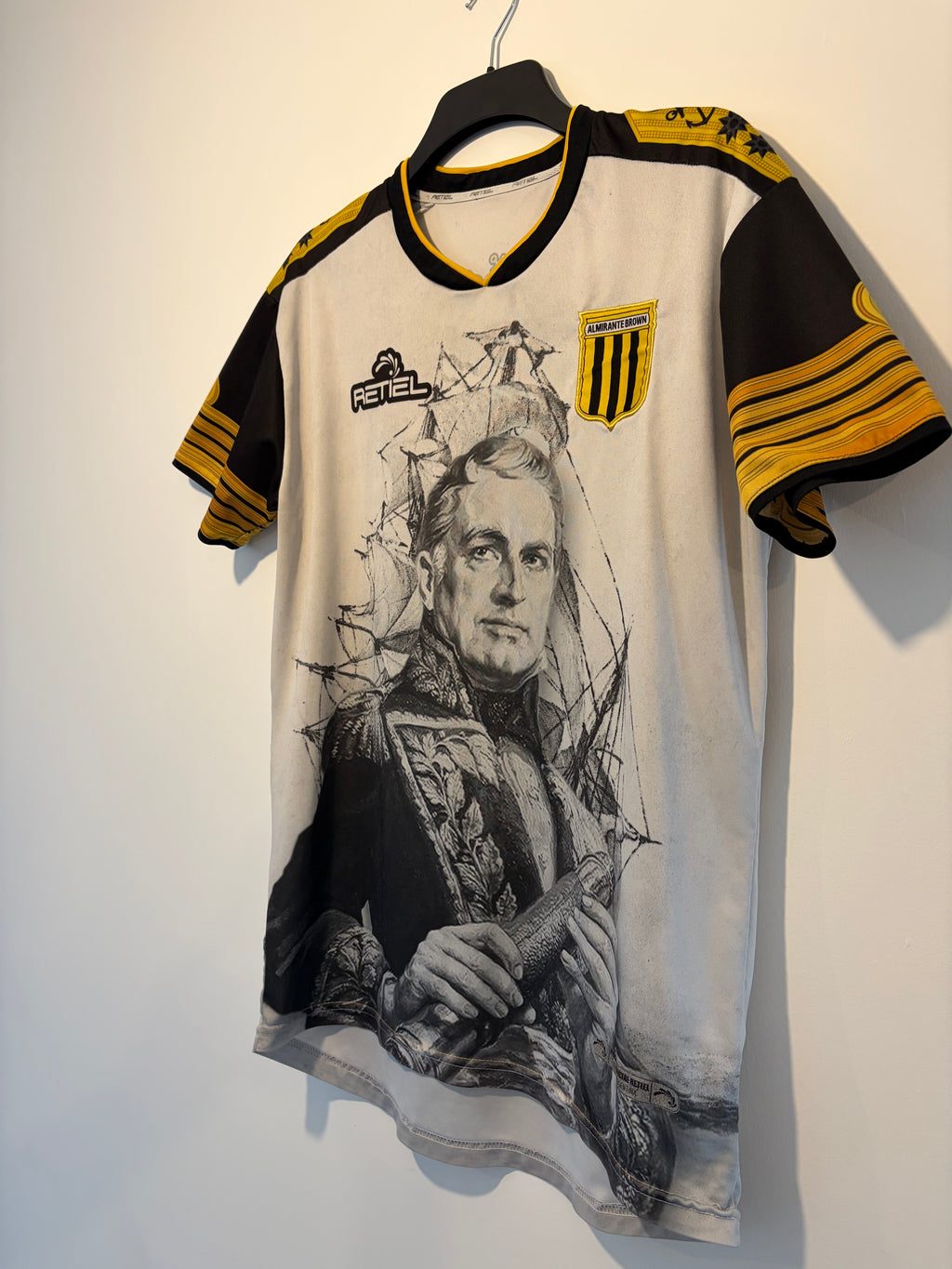 🇦🇷 Almirante Brown Retiel 2021 “Admiral Guillermo” Special Football Shirt