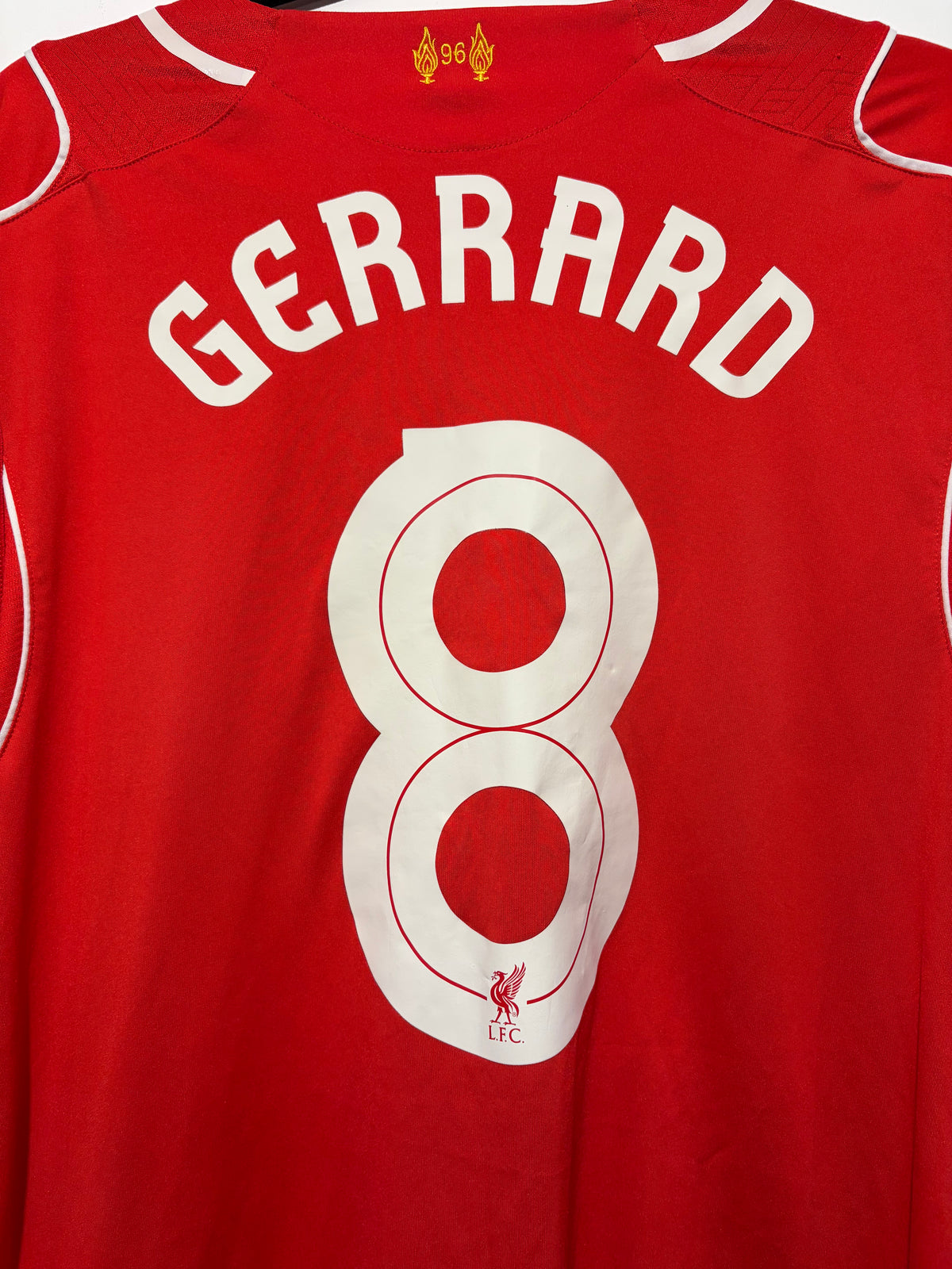 🏴󠁧󠁢󠁥󠁮󠁧󠁿 Authentic 14/15 Liverpool Home shirt #8 Gerrard