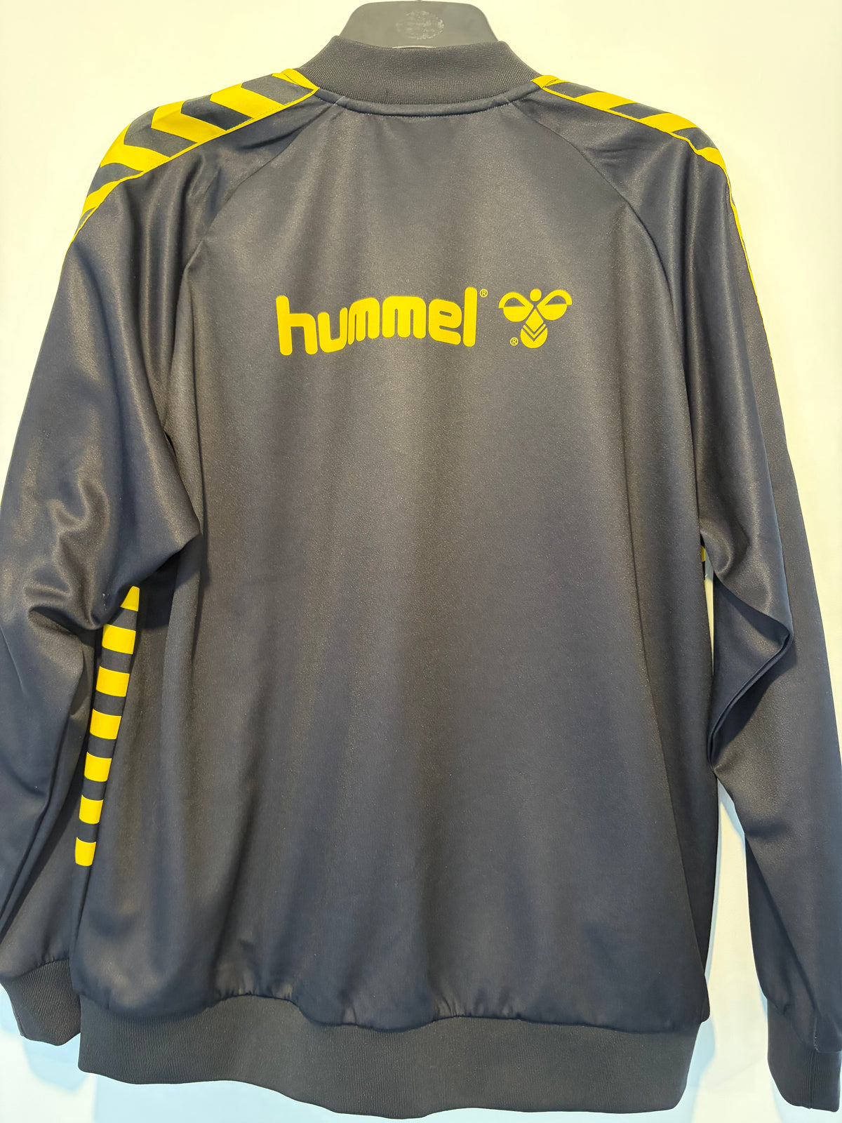 🏴󠁧󠁢󠁥󠁮󠁧󠁿 Sunderland Hummel Retro Remix Matchday Track Jacket